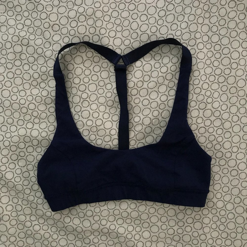 lululemon bra size 4